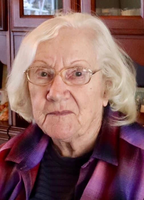 Edna Gertrude (Barry) Thornton