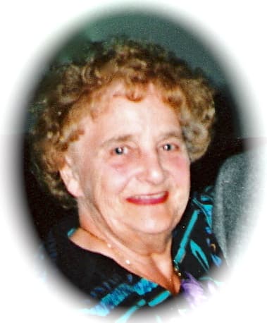 Henderika "Ria" Trientje (Douma) Suchar
