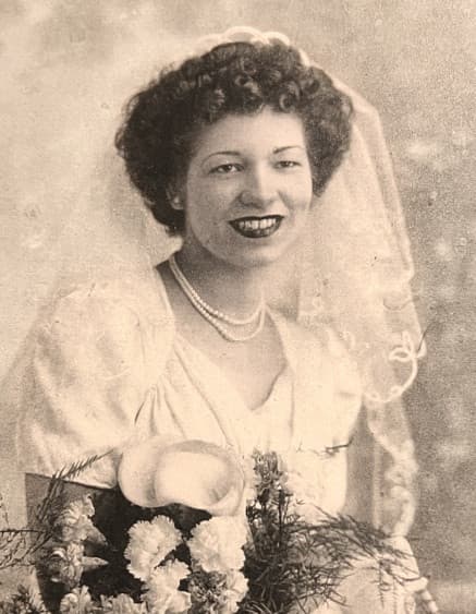 Irene Elizabeth (Zeith) Hill