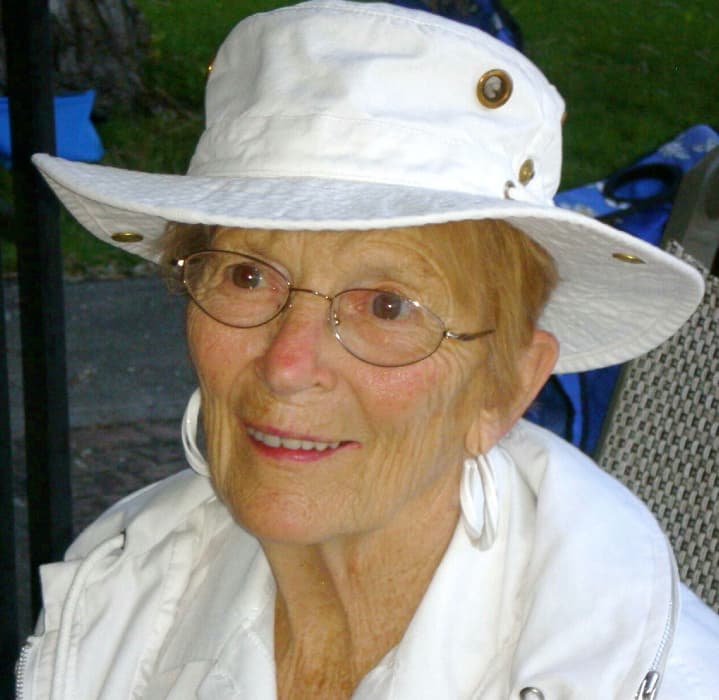 Kathleen "Kay" Isobel (Hanson) Kerr