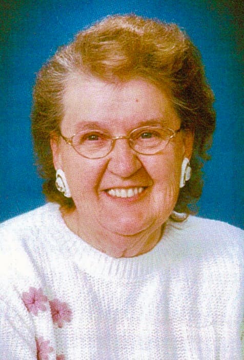 Paulina (Omelusik) Curtis